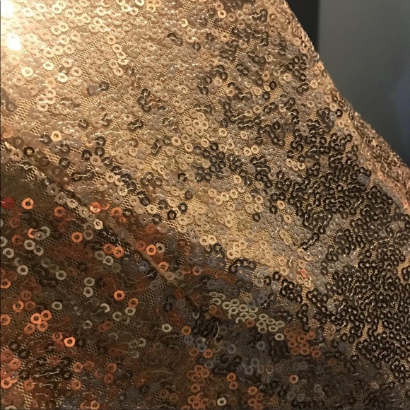 NEW W TAGS Lulu’s Gold Sequin Gown, Size M - Picture 3 of 4